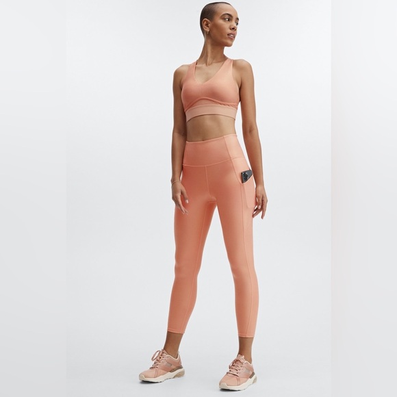 Fabletics NWT All Day Everyday Iridescent Bra II Size Medium - Picture 2 of 13